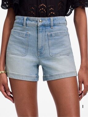 Madewell The Denim Emmett Short in Kara Wash Patch Pocket Edition